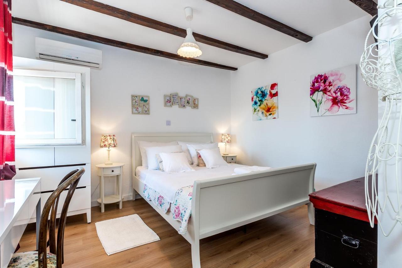 Holiday Home Rosko Skradin Εξωτερικό φωτογραφία