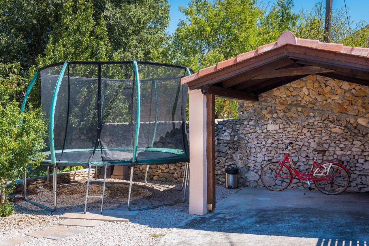 Holiday Home Rosko Skradin Εξωτερικό φωτογραφία